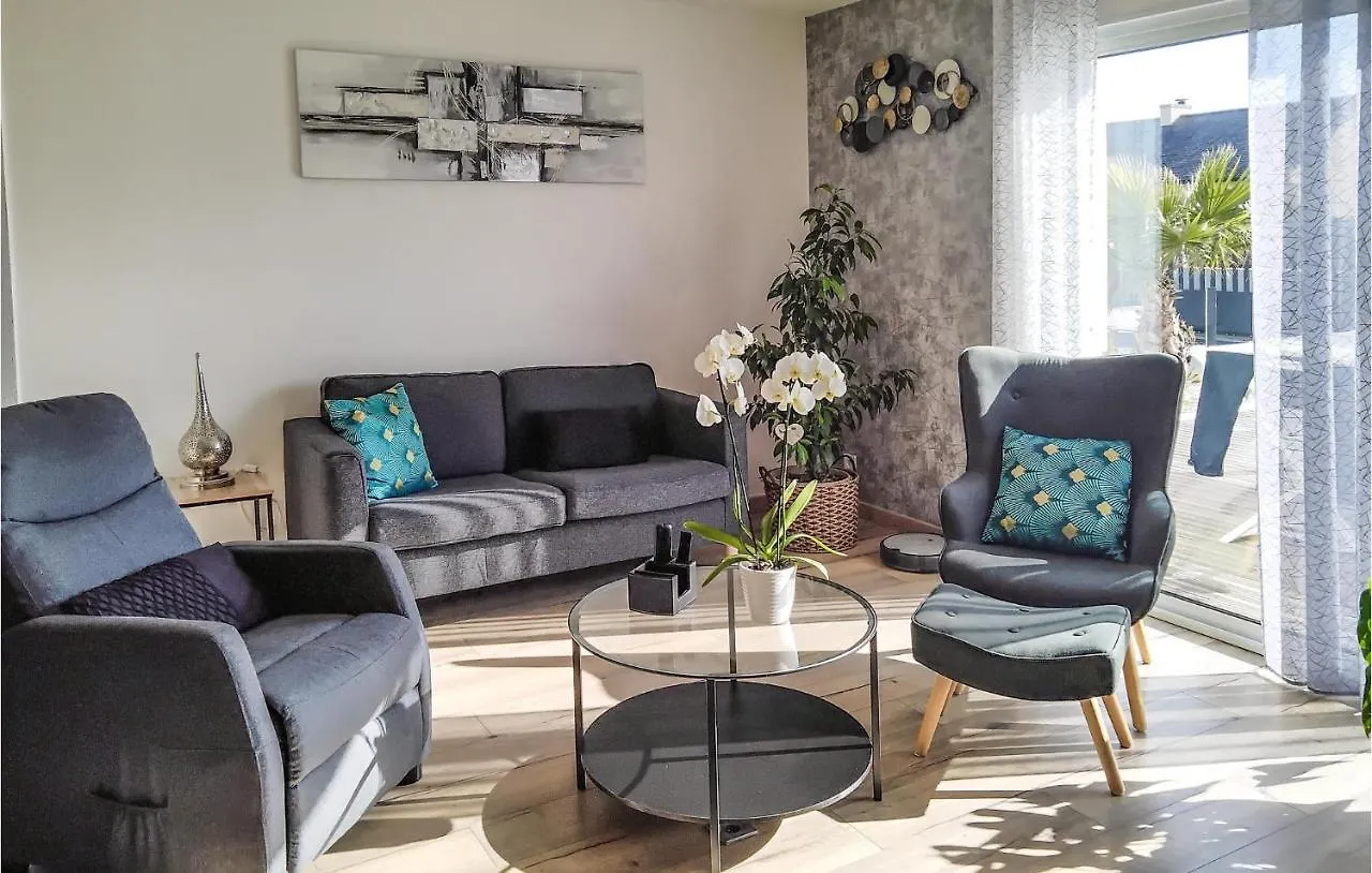 Holiday home Nice Home In Milizac With Wifi