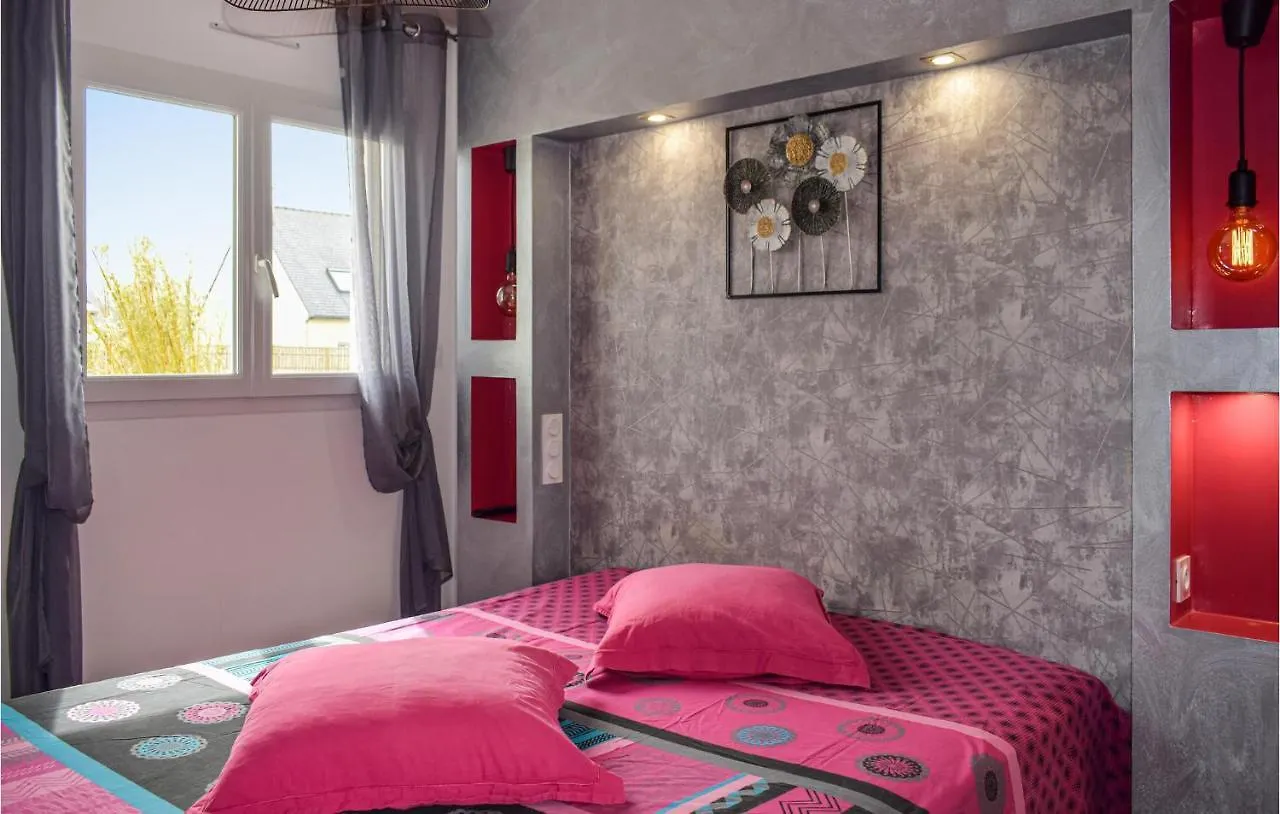 Holiday home Nice Home In Milizac With Wifi France